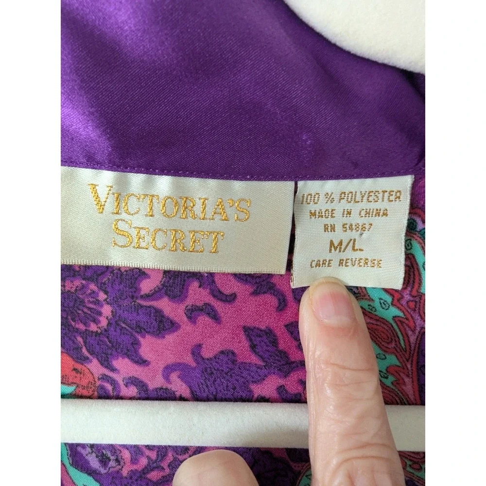 Victoria's Secret Purple Floral Paisley Ornate Buttons Satin Nightshirt Size M/L